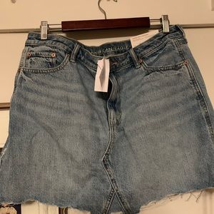 American Eagle shirt jean skirt. Size 16, tags on.